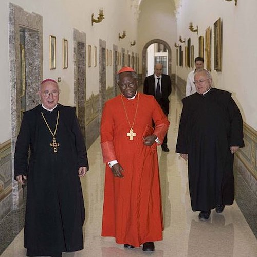 Il Cardinale Arinze apre il Millennio