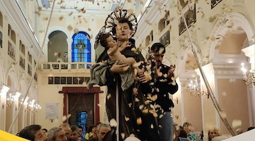 A Cava de’ Tirreni si rinnova la devozione a Sant’Antonio