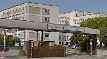 Agropoli, il sindaco Mutalipassi sullo smantellamento dell'insegna del pronto soccorso: "Amarezza, delusione e rabbia in tutta la città"