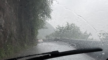 Campania, nuova allerta meteo gialla: piogge e temporali in arrivo 