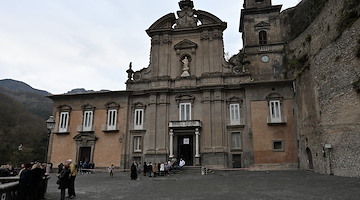 “Domeniche di Maggio in Cultura”: a Cava visite guidate e mostra di pergamene all’Abbazia della SS. Trinità