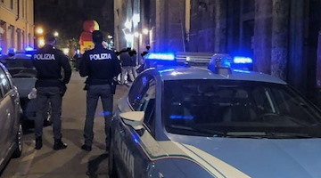 Movida a Cava de' Tirreni: Daspo urbano per due giovanissimi sorpresi con droga e tirapugni