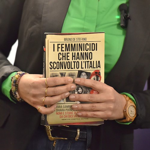 A Cava de’ Tirreni Bruno De Stefano presenta “I femminicidi che hanno sconvolto l’Italia”