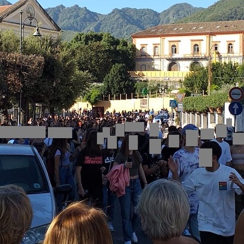 Manifestazione ospedale a Cava de' Tirreni <br />&copy; La Fratellanza
