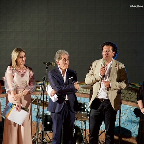 A Vietri sul Mare grande emozione per il Memorial "dott. Michele Siani": premiato il prof. Domenico Di Maria