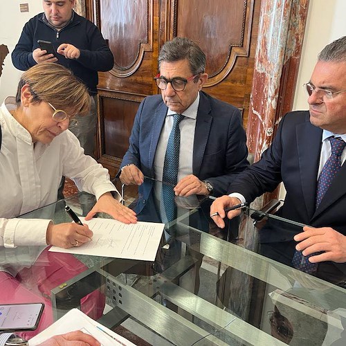 Aeroporto Salerno-Costa d’Amalfi: firmata l’intesa per il miglioramento della viabilità