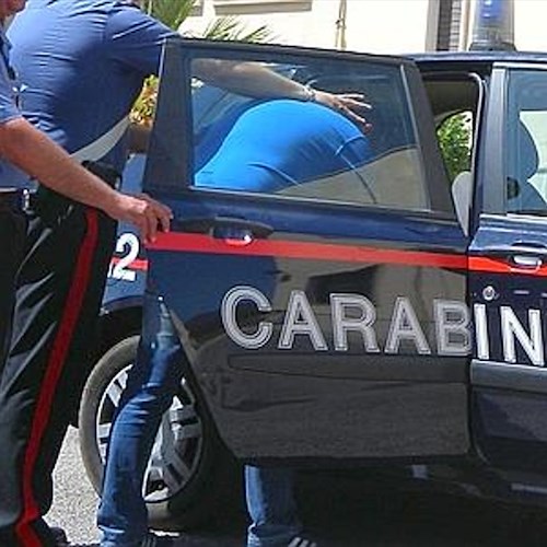 Aggredisce vicesindaco e incendia sede PD a Sarno: arrestato 27enne