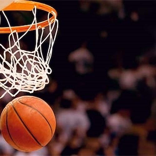 Basket: per Cava esordio vincente a Torre del Greco