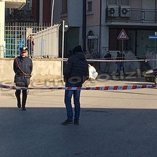 Battipaglia: Carabiniere impugna la pistola e si suicida di fronte Caserma