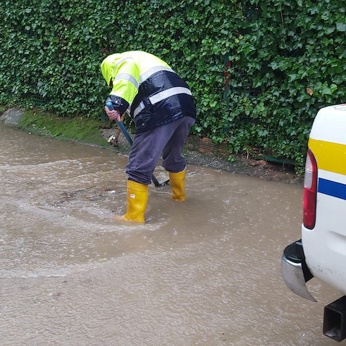 Bomba d'acqua a Cava de' Tirreni, disagi alle frazioni: interviene la Protezione Civile