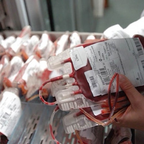 Campania: carenza delle scorte di sangue, Ospedale Salerno invita a donare