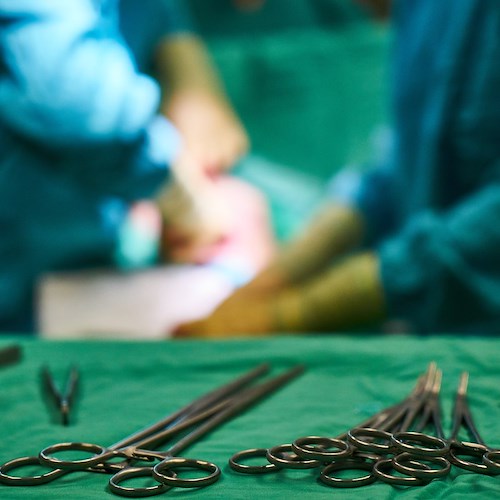 Caserta, decide di operarsi per dimagrire: mamma 28enne finisce coma dopo bypass gastrico 