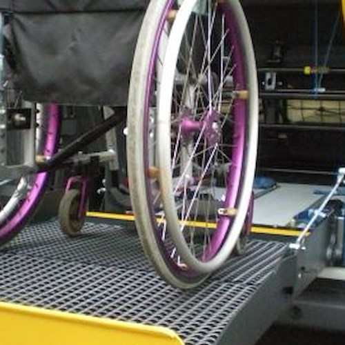 Cava-Costa d'Amalfi: al via presentazione domande per trasporto scolastico alunni con disabilità  