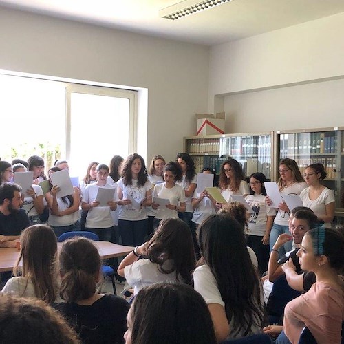Cava de' Tirreni: al Liceo “De Filippis-Galdi” nasce un coro nel segno dell’inclusione e dell’integrazione