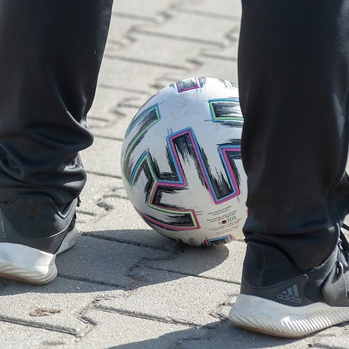 Pallone da calcio <br />&copy; radoslaw_zmudzinski su Pixabay