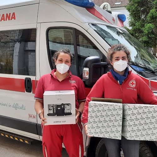 Cava de' Tirreni, la ditta "Liguori Caffè Italiano" in aiuto dei volontari della Croce Rossa 