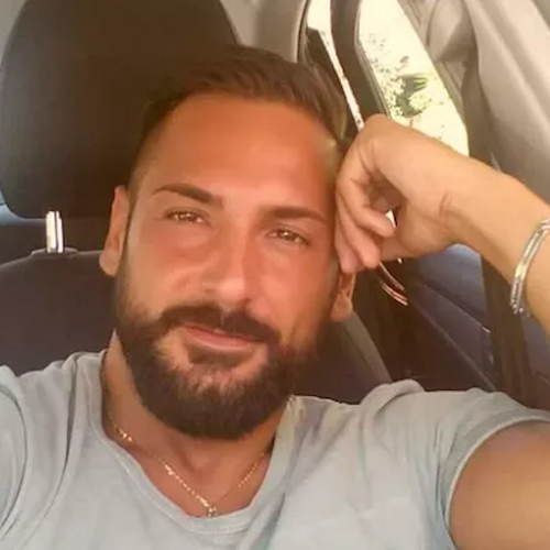 Cava de' Tirreni, morte Michele Avella: amici e colleghi lanciano raccolta fondi per aiutare la famiglia del poliziotto 