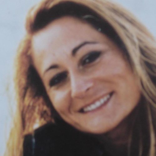 Cava de' Tirreni, morte poliziotta Anna Esposito: familiari chiedono riapertura del caso 