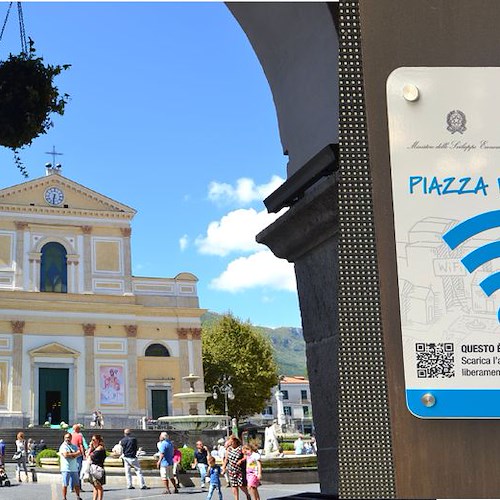 Cava de' Tirreni, nel centro cittadino attivate postazioni WiFi Italia 