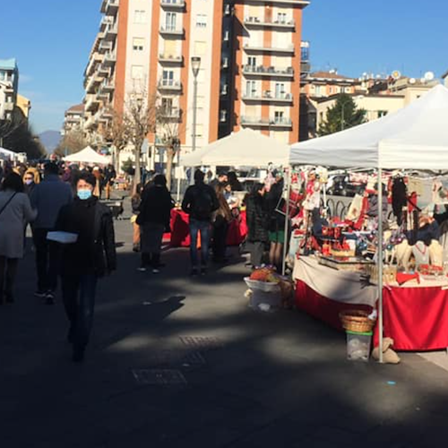 Cava de' Tirreni, nel weekend torna il mercatino degli hobbisti 