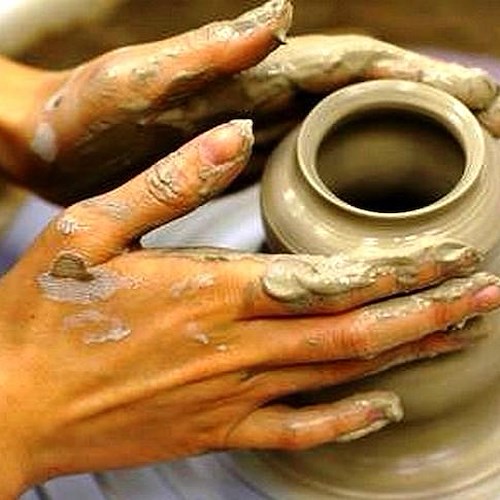 Cava de' Tirreni, oggi parte il "Festival Internazionale di Ceramica al Femminile"
