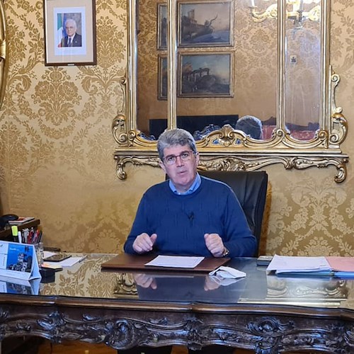 Cava de' Tirreni, petizione online per le dimissioni del sindaco Servalli: l'iniziativa di Fratelli d'Italia