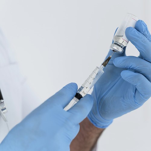 Cava de' Tirreni, Sindaco aggiorna sulla terza dose del vaccino anti Covid 