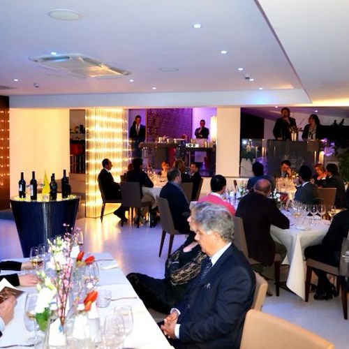 "Colti e Mangiati", giovedì 26 novembre cena di gala al Lloyd's Baia Hotel