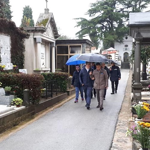 Commemorazione dei defunti, a Cava de' Tirreni navette gratuite per il cimitero