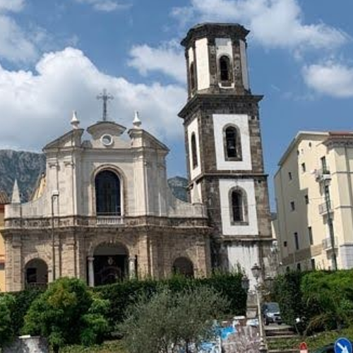 Convento Cava de' Tirreni, il dono dei frati per Pasqua: a disposizione teatro per vaccinazioni 