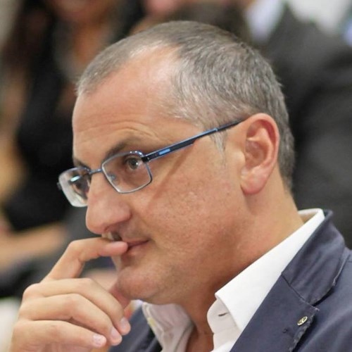 Corruzione tra Eboli e Cava de' Tirreni, ex sindaco Cariello resta ai domiciliari 