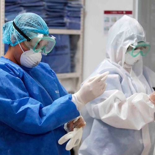 Covid, nel Salernitano 122 positivi giornalieri. A Cava de' Tirreni due nuovi casi, decesso ad Eboli
