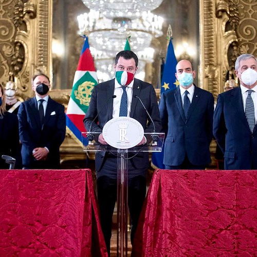 Dalla crisi politica alla carenza di vaccini, Salvini accusa: «Il Governo pensa solo ai rimpasti e alle poltrone» 