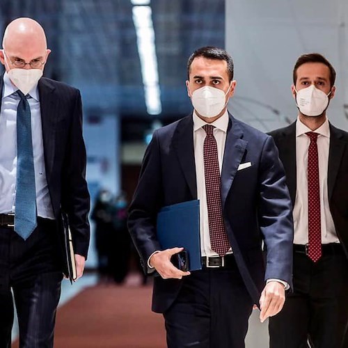 Di Maio in viaggio per l'Ucraina: «L'Italia ha ruolo centrale negli equilibri internazionali»