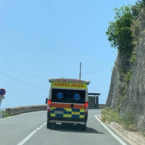 Dramma nel Cilento, giovane madre trovata senza vita in auto: lavorava al "Ruggi"