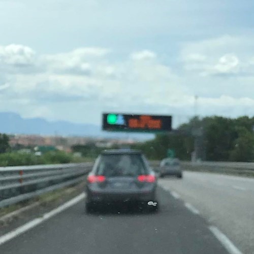 Eboli. Due persone denunciate per aver dichiarato false generalità: sequestrato il furgone