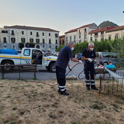 Emergenza siccità, a Cava de' Tirreni la Protezione Civile in campo per la manutenzione del verde pubblico