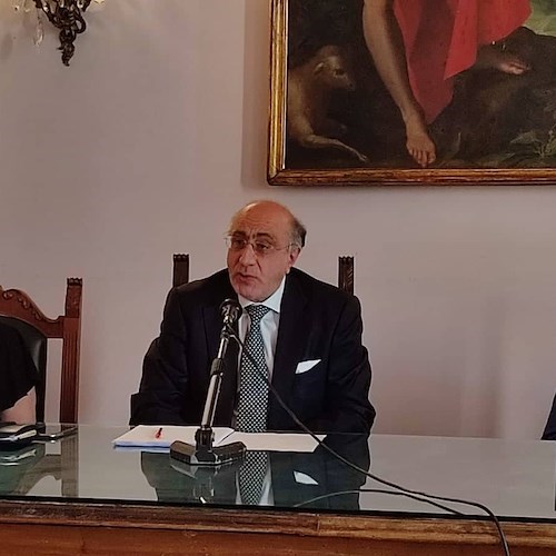 Futuro e finanziamenti per l'Ospedale di Cava de' Tirreni, Sindaco e Lamberti: «Basta false informazioni»