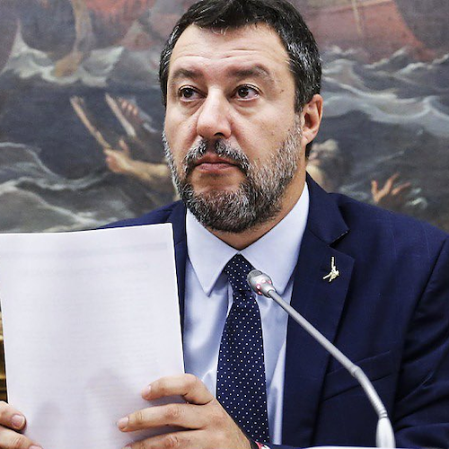 «Gas e nucleare pulito per pagare bollette meno care», l'appello di Salvini a Draghi e Cingolani 