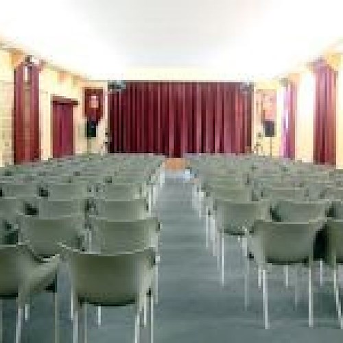 Sala Teatro Comunale “Luca Barba”