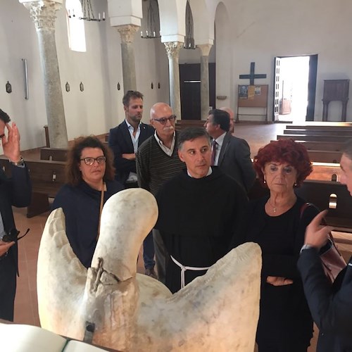 Il Ministro dell'Istruzione Valeria Fedeli a Scala: visita alla chiesetta di Minuta e poi incontro con gli studenti