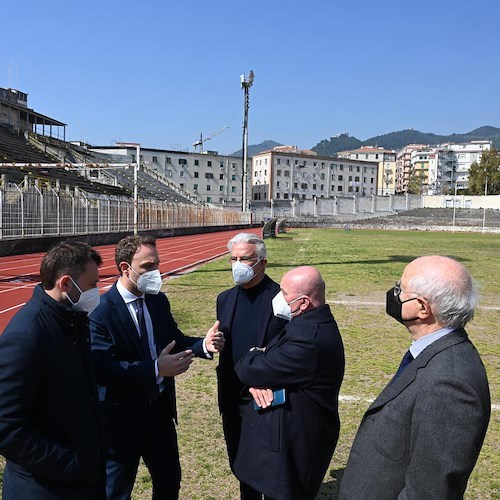 Impianti sportivi, dal PNRR 700 milioni. Piero De Luca: «Ora tocca ai Comuni presentare progetti»