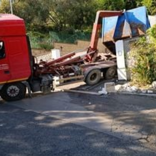 Incidente tra Vietri sul Mare e Raito, traffico in tilt 