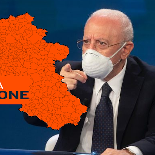 La Campania resta zona arancione fino al 24, De Luca annuncia misure restrittive per il fine settimana