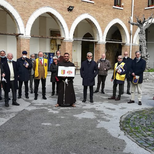 La solidarietà del Lions Club Cava-Vietri: ventilatore per l'Ospedale e cella frigorifera per il Convento 