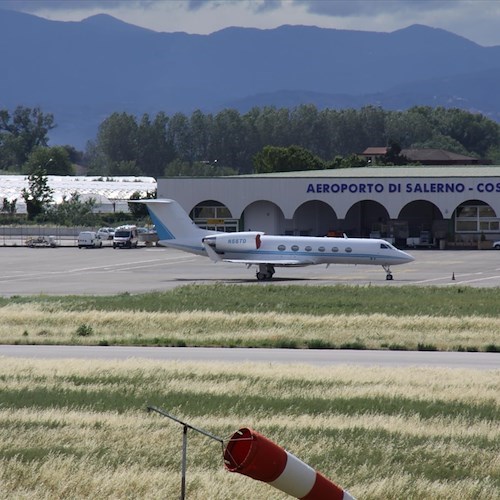 Lavori all'Aeroporto Salerno-Costa d'Amalfi, attivato l'impianto di pubblica illuminazione