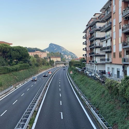 Lavori su A3: per due notti chiuso tratto Cava de' Tirreni - Salerno 