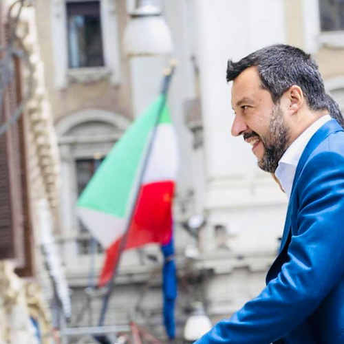 Lega, Forza Italia e Iv chiedono di abolire coprifuoco. Salvini: «Liberiamo energie e lavoro, mi fido degli Italiani»