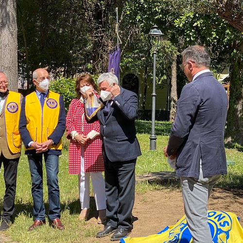 Lions Club Cava Vietri ricorda vittime del Covid con la cerimonia di piantumazione “Un Ulivo per la Vita”