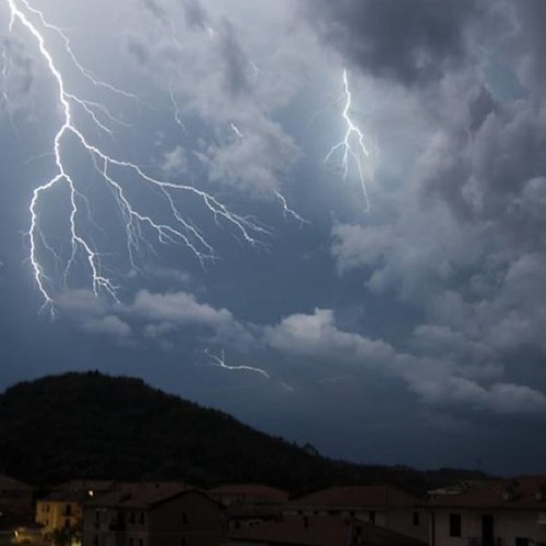 Maltempo a Cava de' Tirreni: allerta meteo gialla per forti temporali